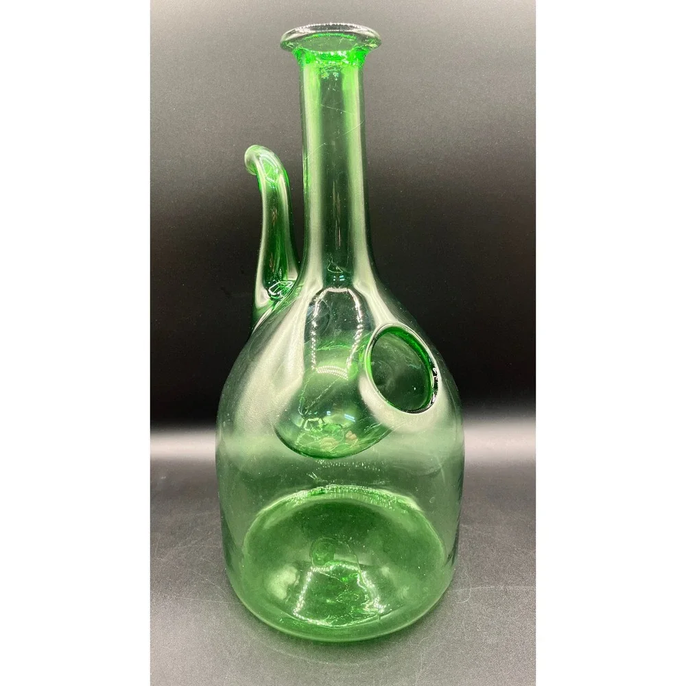 Vtg Green Hand Blown Glass Wine Decanter w/ Internal Ice‎ Chamber Chiller 19